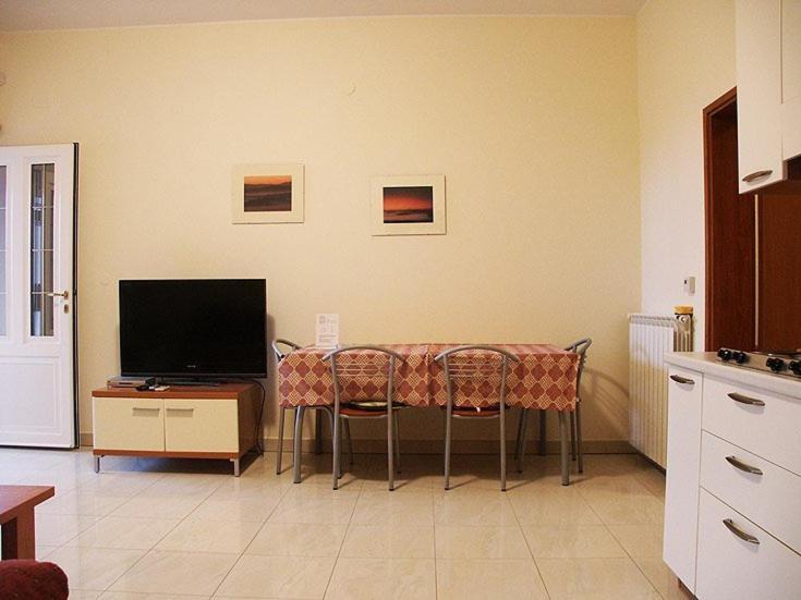 Apartments Villa Fernetich Premantura Oda fotoğraf