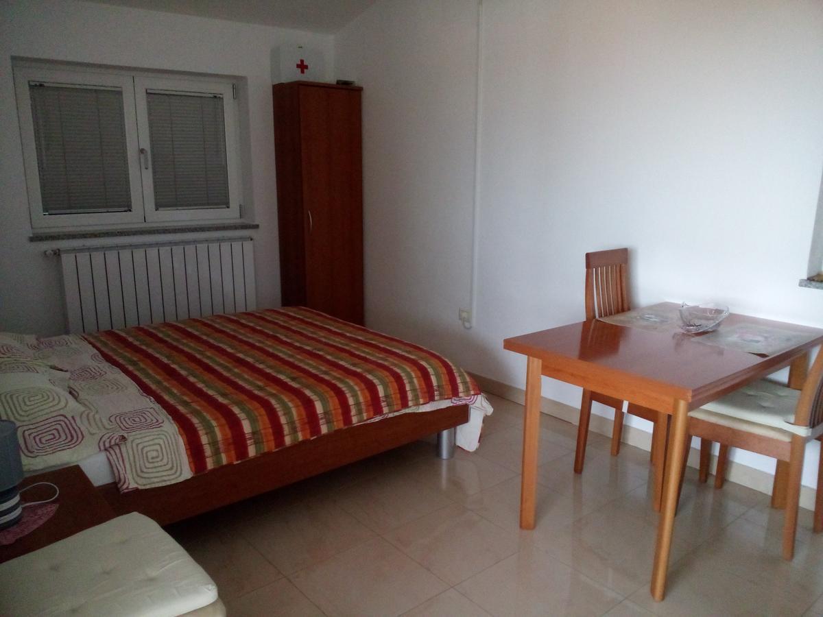 Apartments Villa Fernetich Premantura Dış mekan fotoğraf