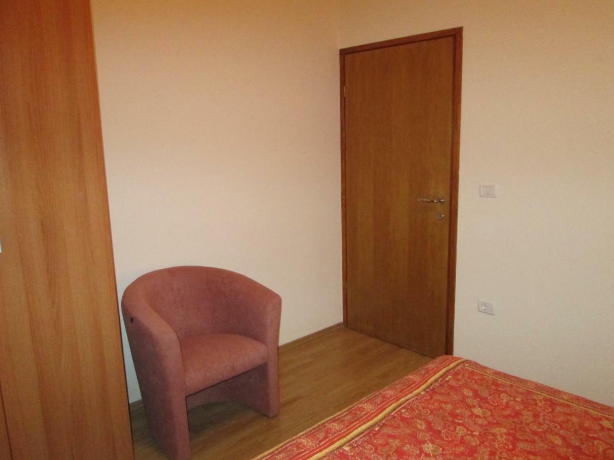 Apartments Villa Fernetich Premantura Dış mekan fotoğraf
